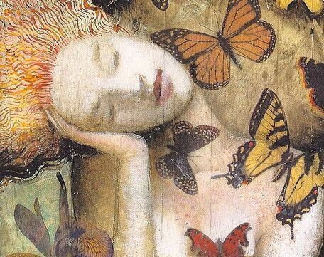 Kvinna och fjärilar