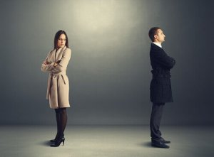 Avundsjuka personer är fulla av oväsen