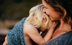 Att vara ensambarn: börda eller privilegium?