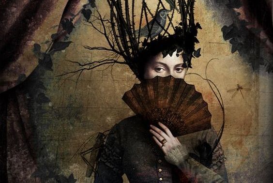 Kvinna med solfjäder