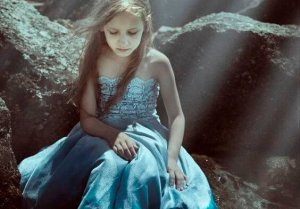 Barns ändlösa ensamhet i dagens samhälle