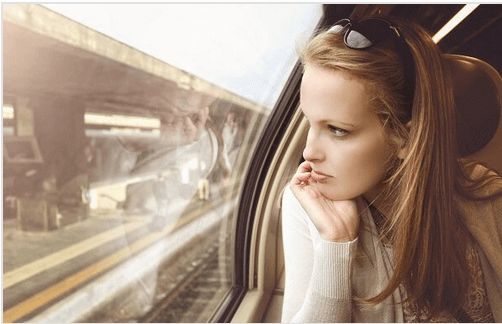 Kvinna på tåg