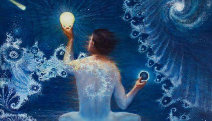 Man med boll av ljus