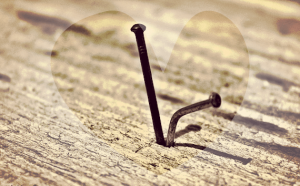 En ny spik driver inte ut den gamla