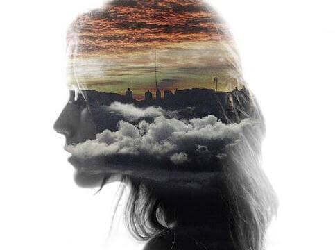 Kvinna som symboliserar autoimmuna sjukdomar