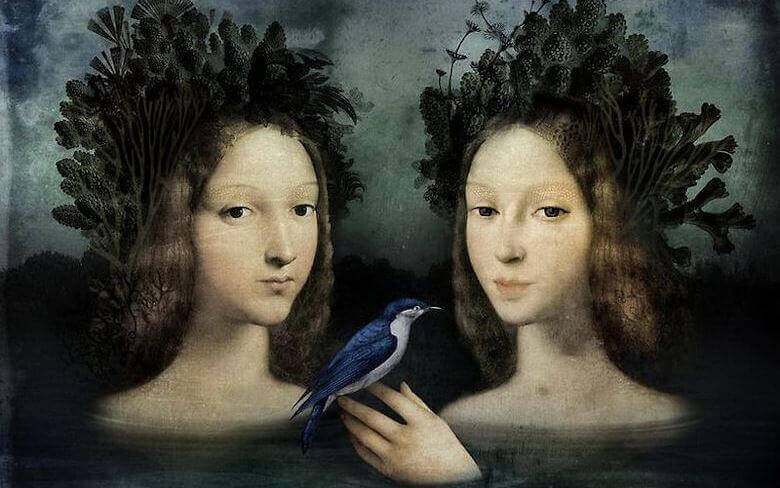 Kvinnor med fågel