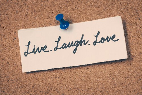 Lev, skratta, älska