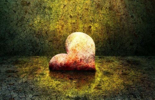 Halvt begravt hjärta