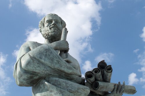 5 briljanta citat från Aristoteles som stämmer än idag