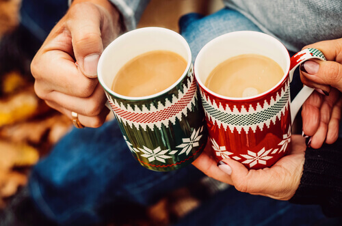 Kaffe med vänner ger en magisk sammankoppling