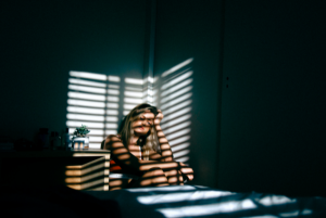 Dystymi: vad som skiljer det från depression