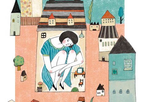 Stor kvinna i hus som behöver större självkännedom