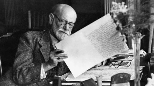 Sigmund Freud som arbetar