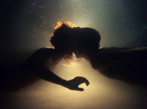 Kyss under vatten