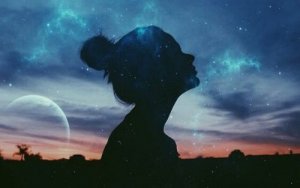 Enkelhet är en dygd hos extraordinära personer