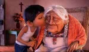 Din hud blir aldrig dement: den minns smekningar och ärr