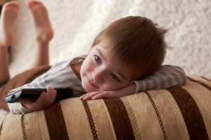 Varför ser barn på samma film om och om igen?