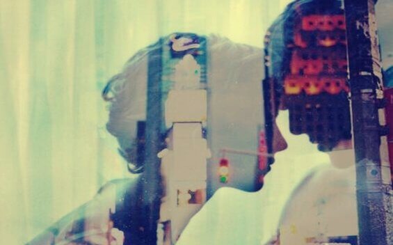 Varför stannar vi i destruktiva förhållanden?