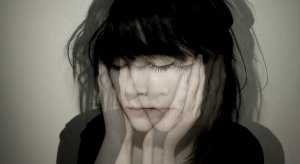 Flacka affekter eller emotionell likgiltighet