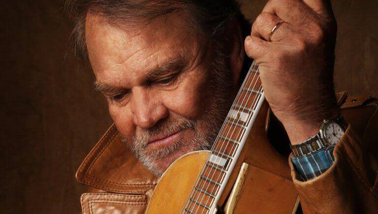 Glen Campbell med gitarr.
