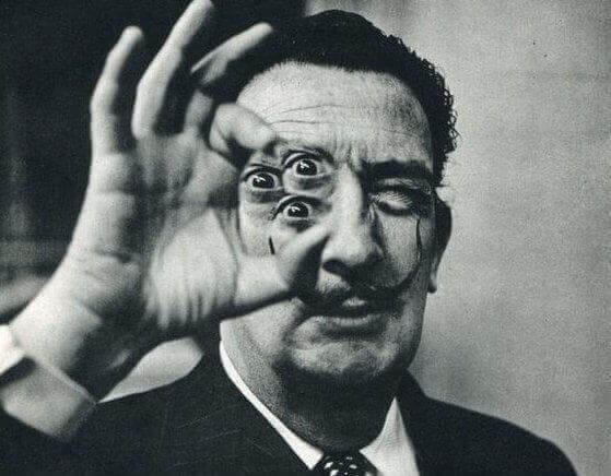 Surrealism av Dalí