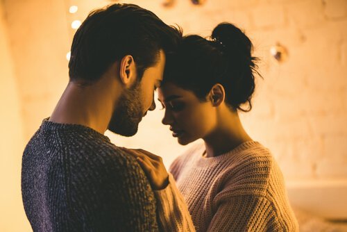 Brist på passion i ett förhållande: går det att råda bot på?
