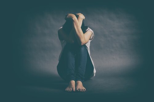 Djupa depressioner: orsaker och hur man behandlar det