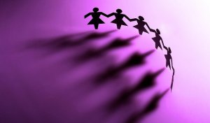 Varför ökar könsmässigt våld runtom i världen?