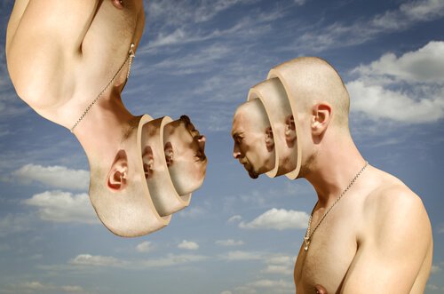 Person med många ansikten