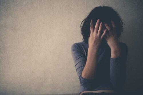 Emotionell misshandel och ångest: hur är de relaterade?