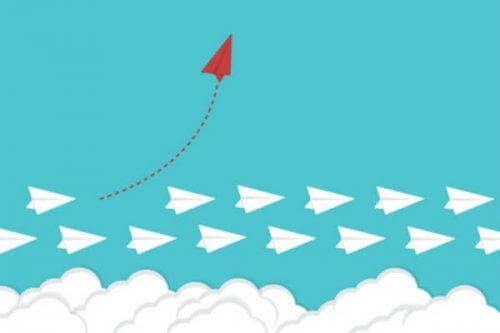 Rött plan bland vita