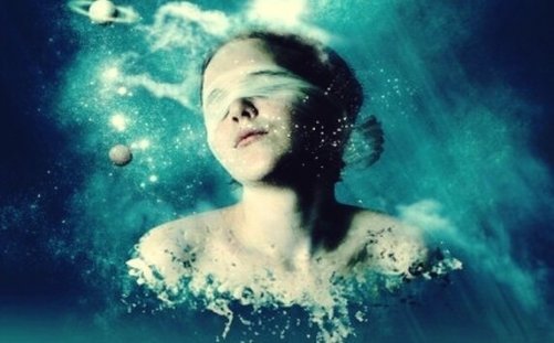 Kvinna med täckta ögon