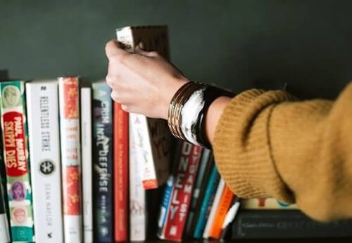 Böcker på hylla