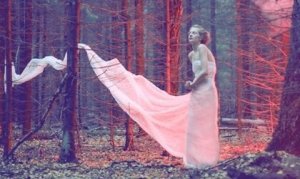 Högkänslig person med en känslomässigt vårdslös familj