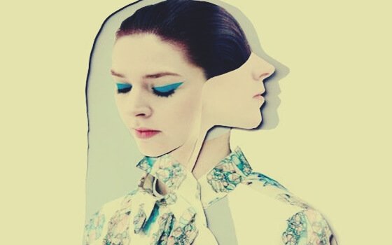 Kvinna med två ansikten