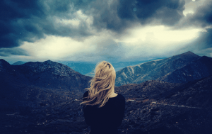 7 tecken på att du är en självdestruktiv person