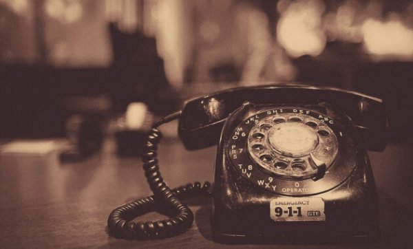 Telefon