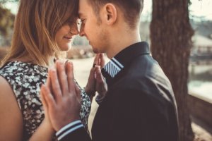 Lära sig älska i balanserade och hälsosamma relationer