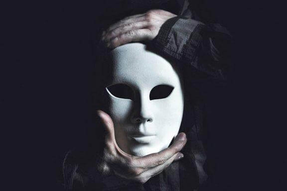 Vit mask