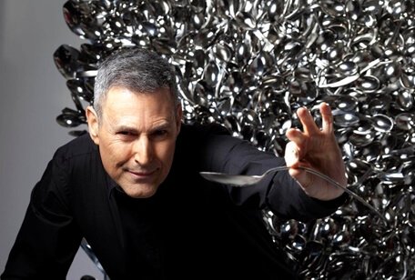 Uri Geller idag.