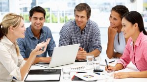 Hur man har en positiv attityd på jobbet