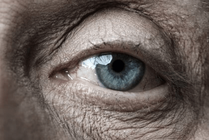 Ögat på en äldre människa