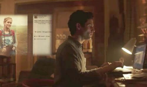 Joe vid sin dator.
