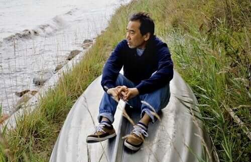 Murakami vid havet.