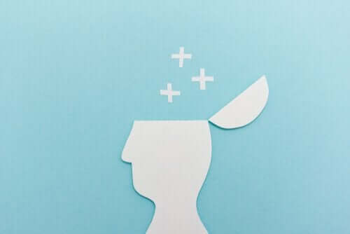 Sternbergs triarkiska intelligensteori