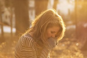 Spotlight-effekten: att göra en höna av en fjäder