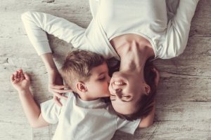Neurobiologin hos mänsklig anknytning