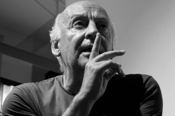 Författaren Eduardo Galeano: biografi om en libertarian