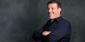 6 fantastiska citat av Tony Robbins