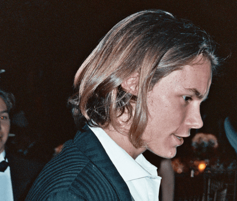 Sidobild på River Phoenix.